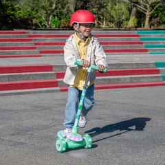 Twee 3-Wheel Light-Up Kick Scooter